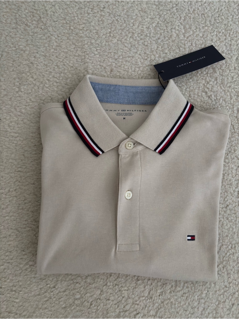 NWT Tommy Hilfiger Men's Cream Polo with Signature Stripe Collar Size M